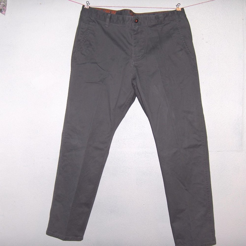 Dockers Athletic Fit Khaki Pants 34x30 Actual 36x30